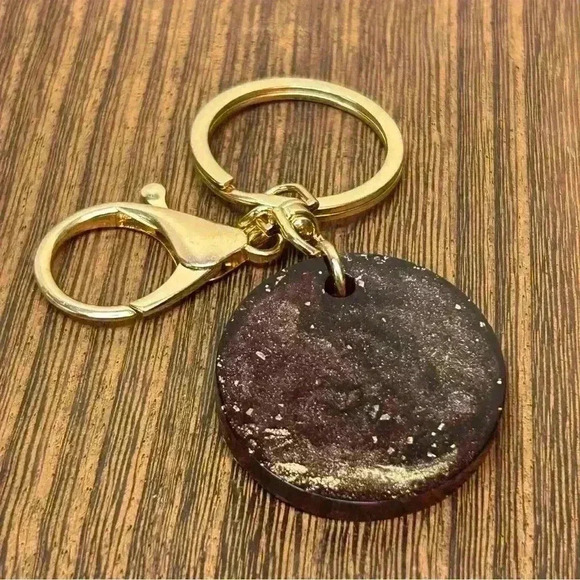 Gold Tone Keychain with Hand Crafted Zodiac Aquarius Medallion and Heart Charm - Picture 2 of 2